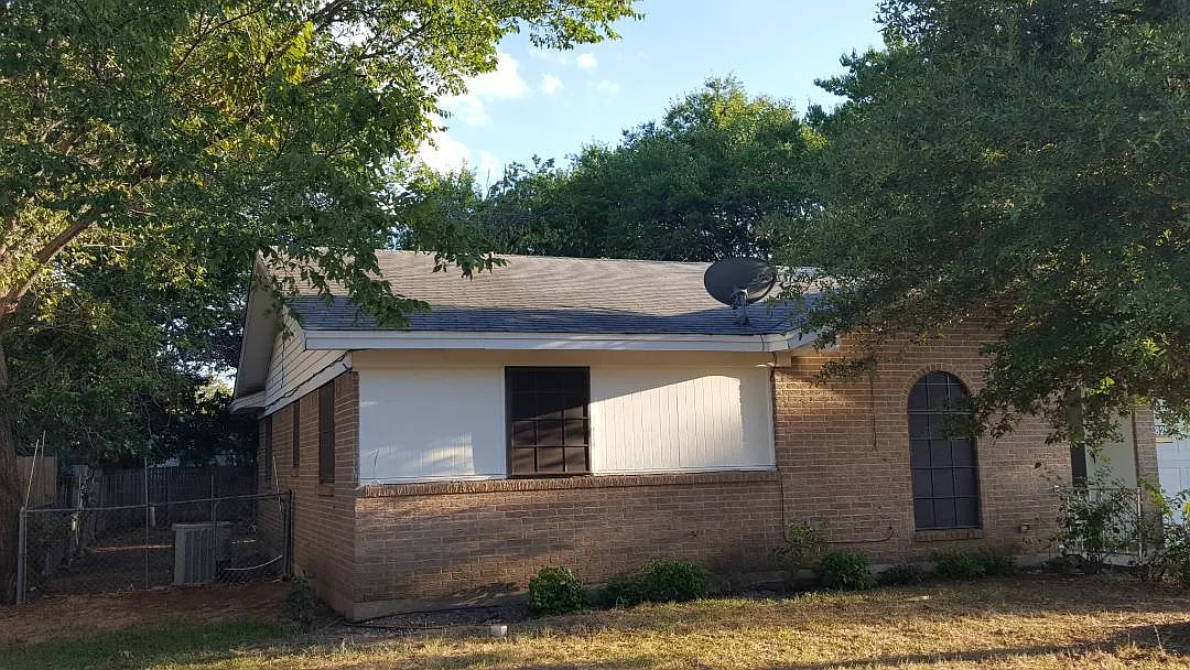 3 bed, 1236 sqft, $1,800 — Photo 2