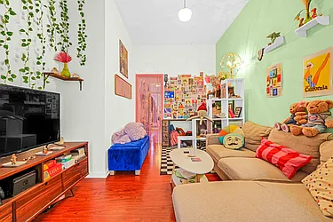 Rented by Brownstone Property Group