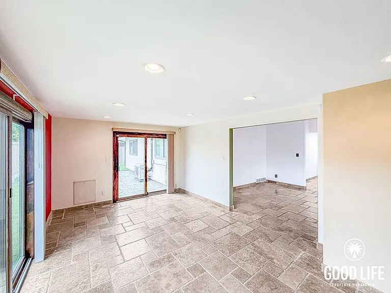 2726 Tonto Way — Photo 11
