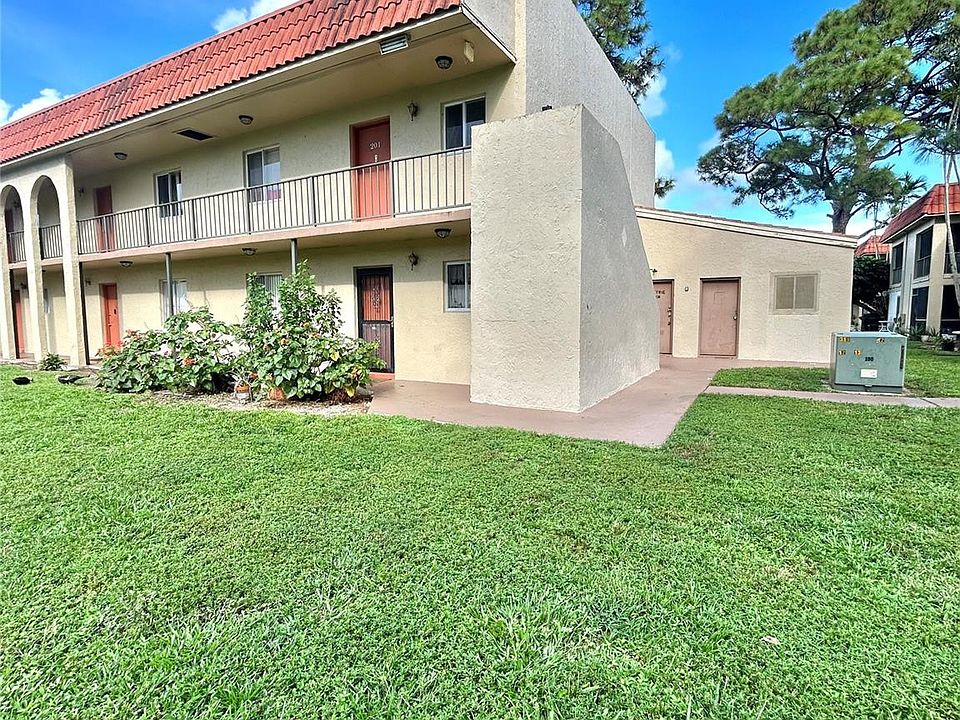 1st image of 6100 Forest Hill Boulevard #101