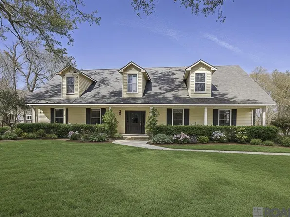 520 Pecan Dr, Saint Gabriel, LA 70776