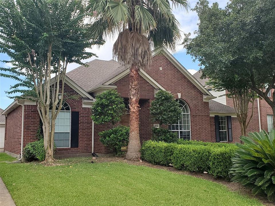 1st image of 3906 Leanett Way Ct