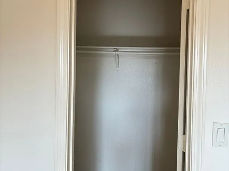 276 Avocado St — Photo 12