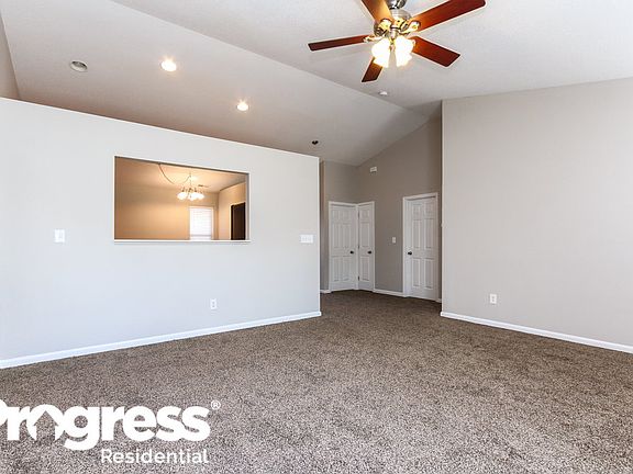 4th image of 19476 Prairie Crossing Dr