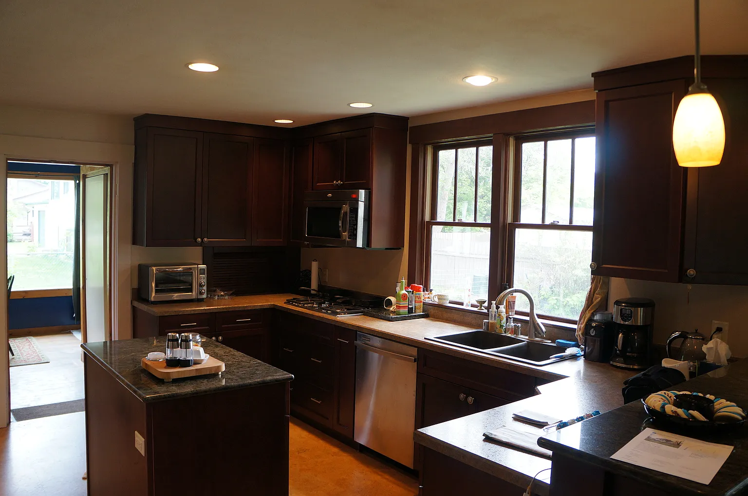 3648 N Tacoma Ave photo 1