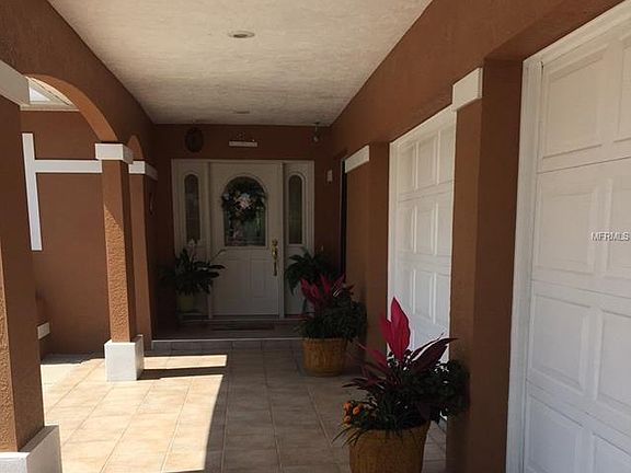 5th image of 10137 Yacht Club Dr