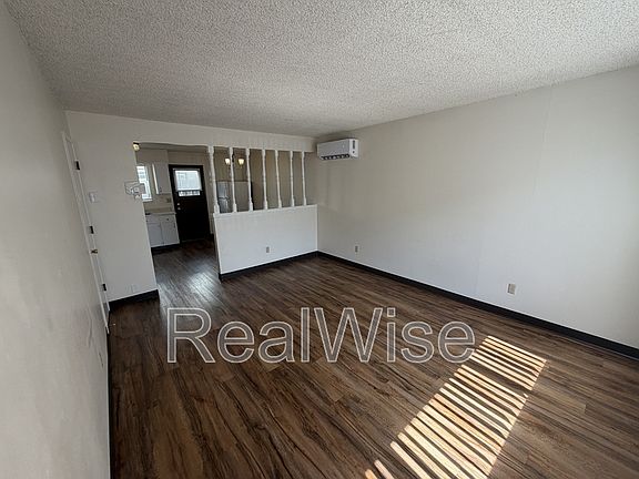 4th image of 1120 SW 5th St Unit A