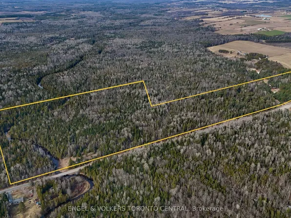 574 Zephyr Rd, Uxbridge, ON L9P 1R2