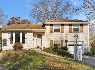 11 Rambling Ln, Malvern, PA 19355