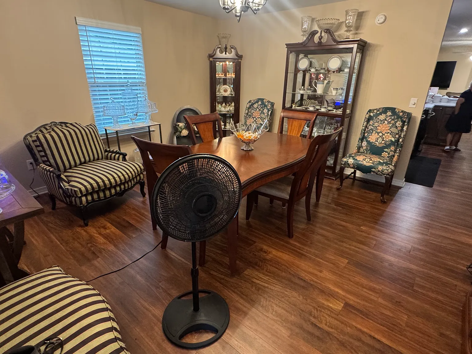 3 bed, 1462 sqft, $1,700 — Photo 2