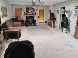 1022 Omaha St NE, Albuquerque, NM 87112