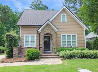 2904 Lone Eagle Ln, Opelika, AL 36801