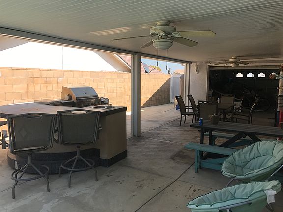2nd covered patio 