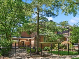4234 N Hazel St, Chicago, IL 60613