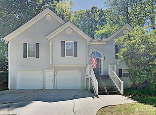 6476 Victory Dr, Acworth, GA 30102