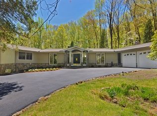 21 Decker Ln, Boonton, NJ 07005