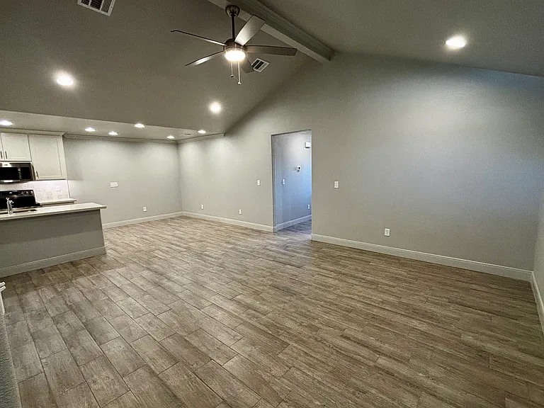 9680 Elite St — Photo 4