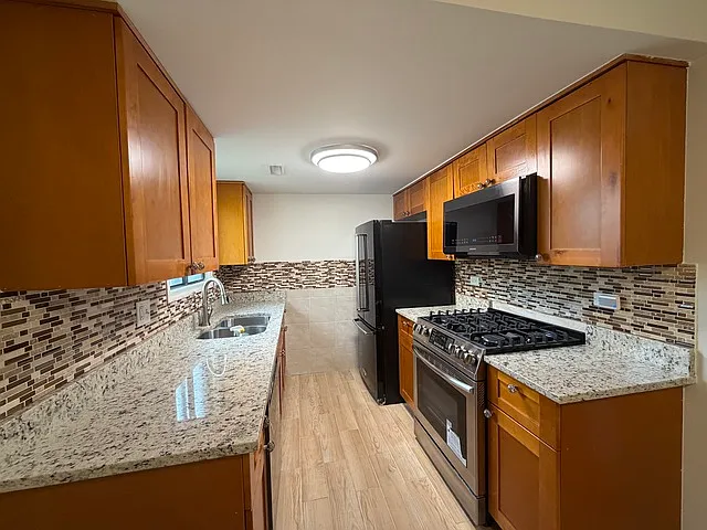 2192 Wildwood Ln #2192 — Photo 2