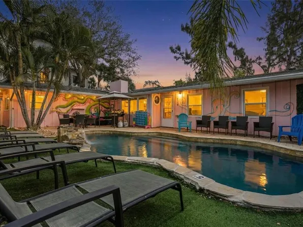 6550 Sabal Dr, Sarasota, FL 34242