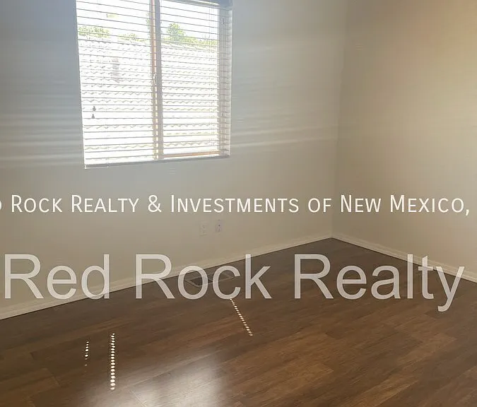 7204 Deer Canyon Ave NE — Photo 13