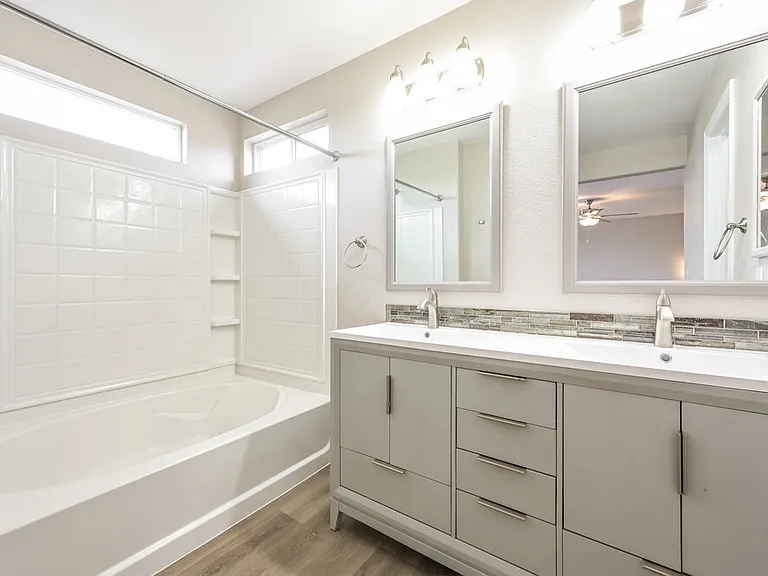 24762 E Wyoming Cir — Photo 14