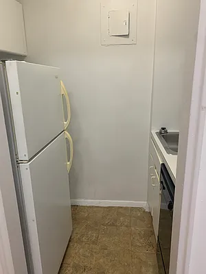 Rented by Corcoran | media 8