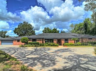 111 Pine Tree Ln, Altamonte Springs, FL 32714