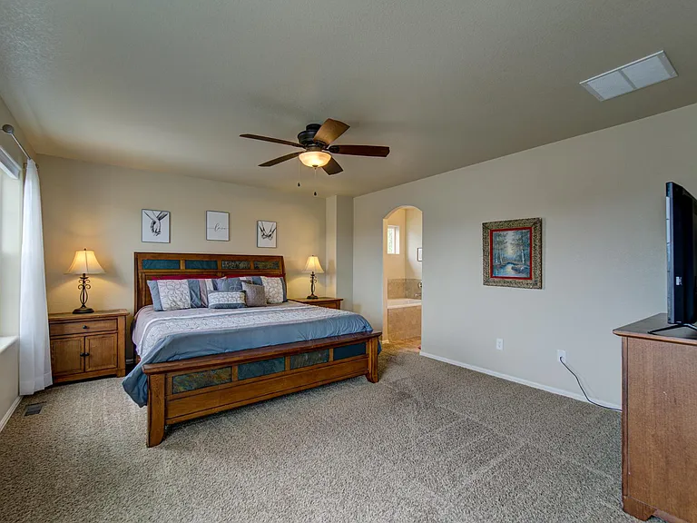 9711 Desert Lily Cir — Photo 35