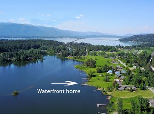 395 Comeback Bay Ln, Sagle, ID 83860