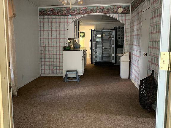 4th image of 11 Willow St