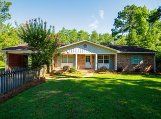 609 Hodges St, Hahira, GA 31632