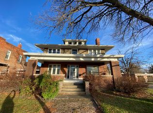 805 N Main St, Princeton, IL 61356