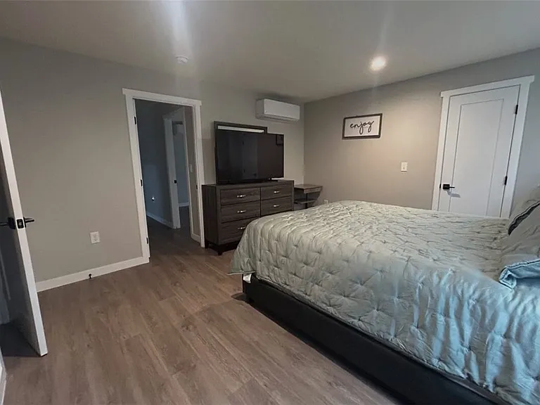 181 N Waverly St #181 — Photo 7