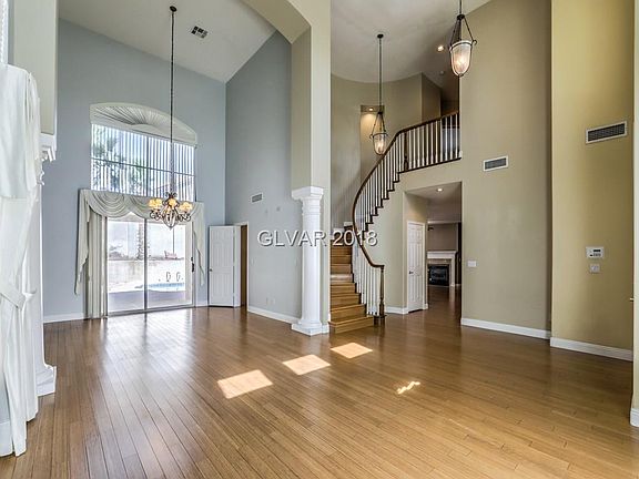 2nd image of 1405 Splendido Dr