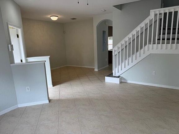 5th image of 232 Lake Monterey Cir