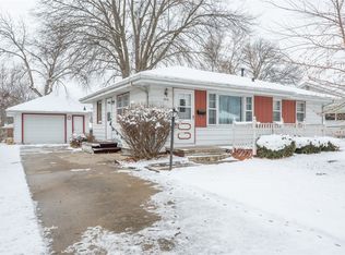 1916 E 28th St, Des Moines, IA 50317