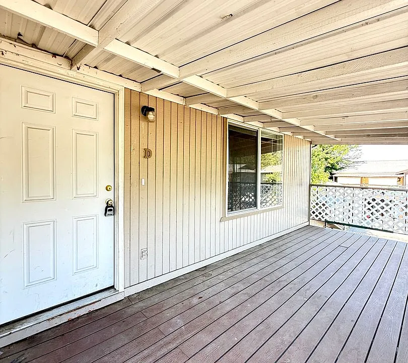 330 Independence Cir