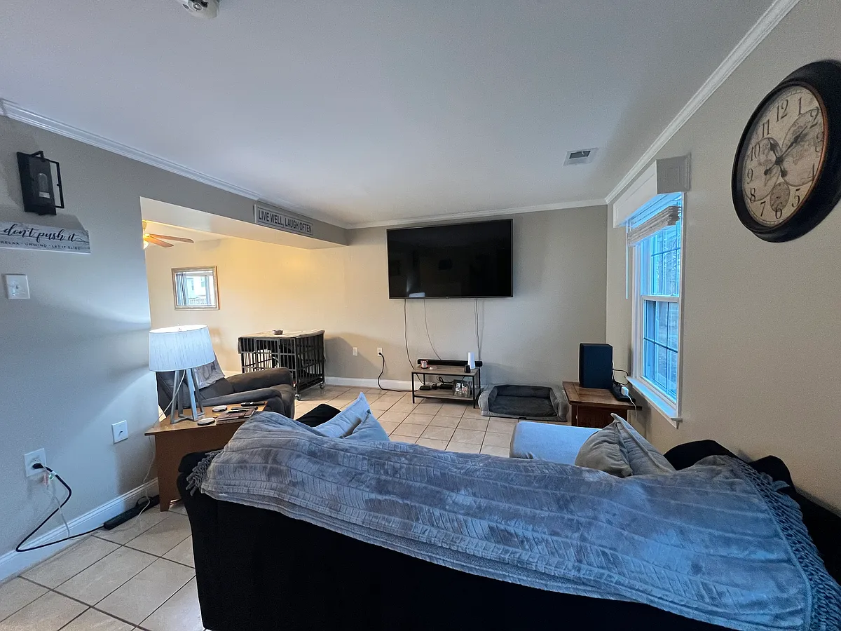 Building Photo - 374 Trefoil Pl