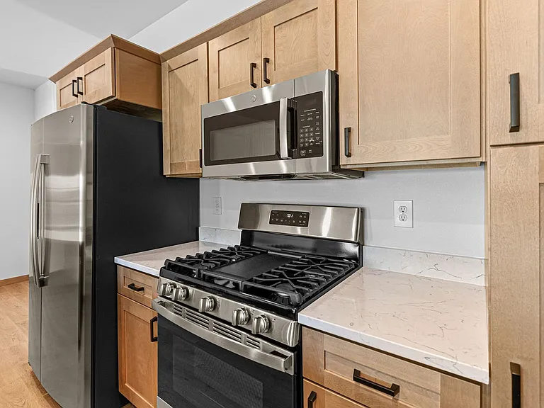630 Catherine Dr — Photo 12
