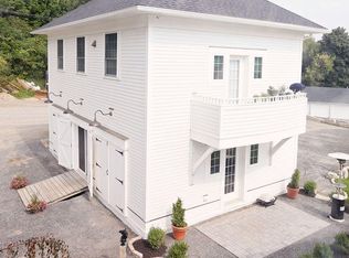 53 Winthrop St, Hallowell, ME 04347