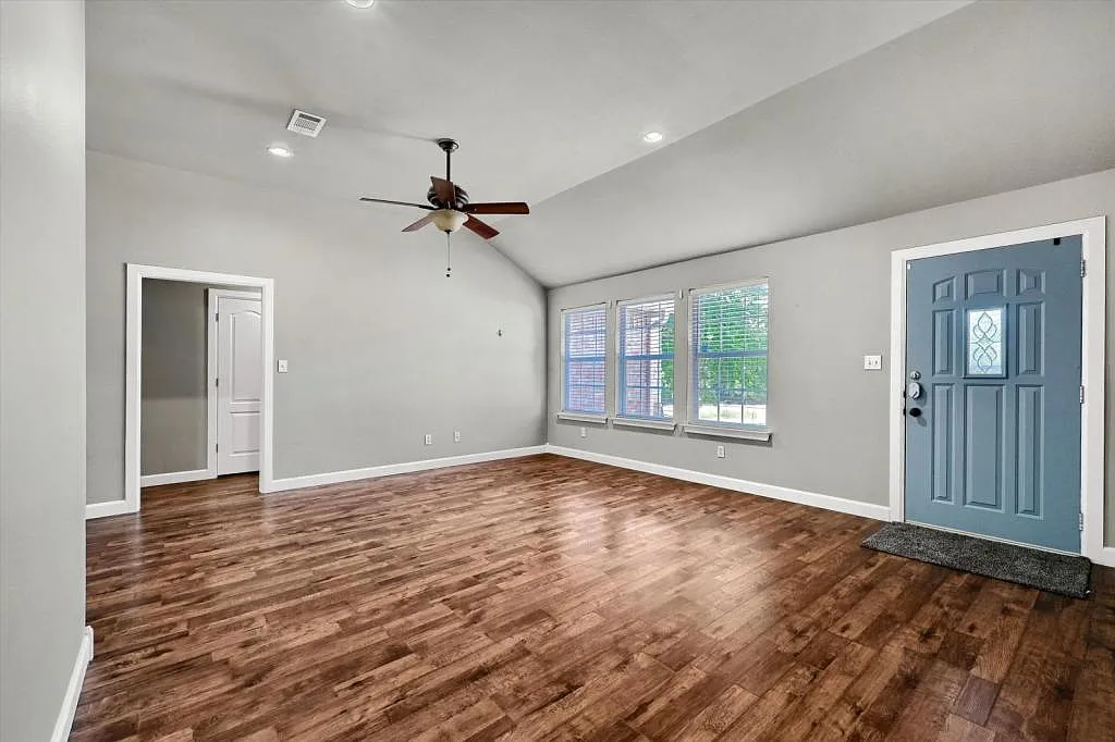 187 Square Dance Rd — Photo 4