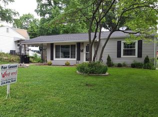 6915 Foxcroft Dr, Saint Louis, MO