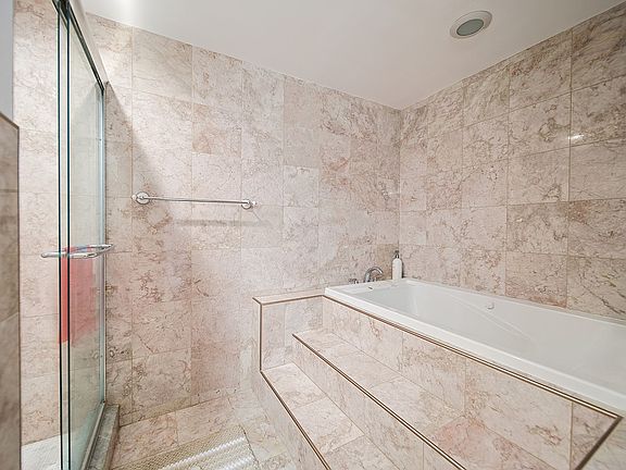 4th image of 800 Palisade Ave APT 1506
