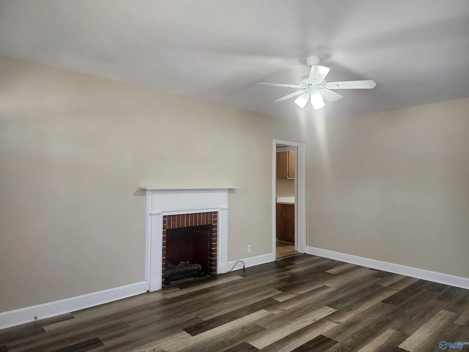 3 bed, 3.0 bath, 1458 sqft, $1,550 — Photo 4