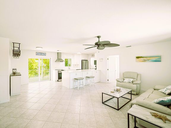 3rd image of 1824 Sunrise Dr