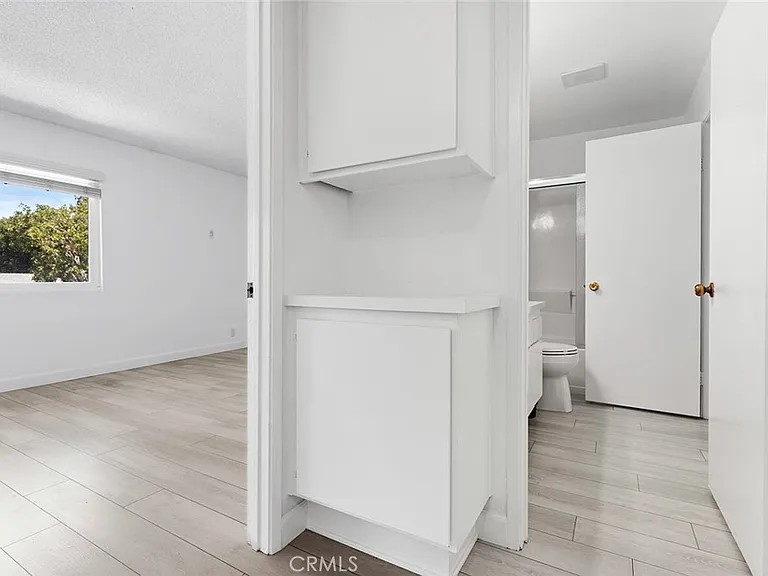17 Hollowglen — Photo 15