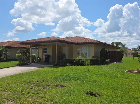 3304 McDill Rd, Bradenton, FL 34207