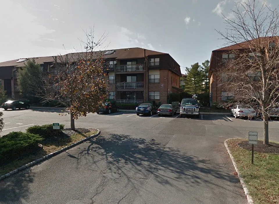 1512 Raspberry Ct #1512