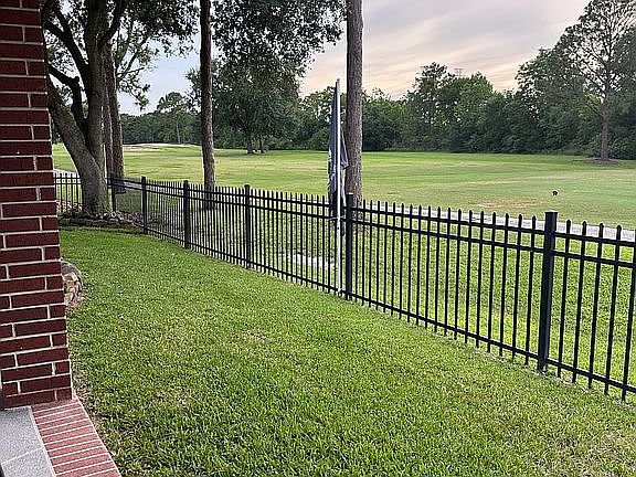 2nd image of 2408 Sawgrass Ct