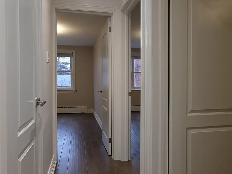 242 Jane St #2 — Photo 10